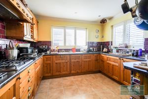 Photo 17- click for photo gallery